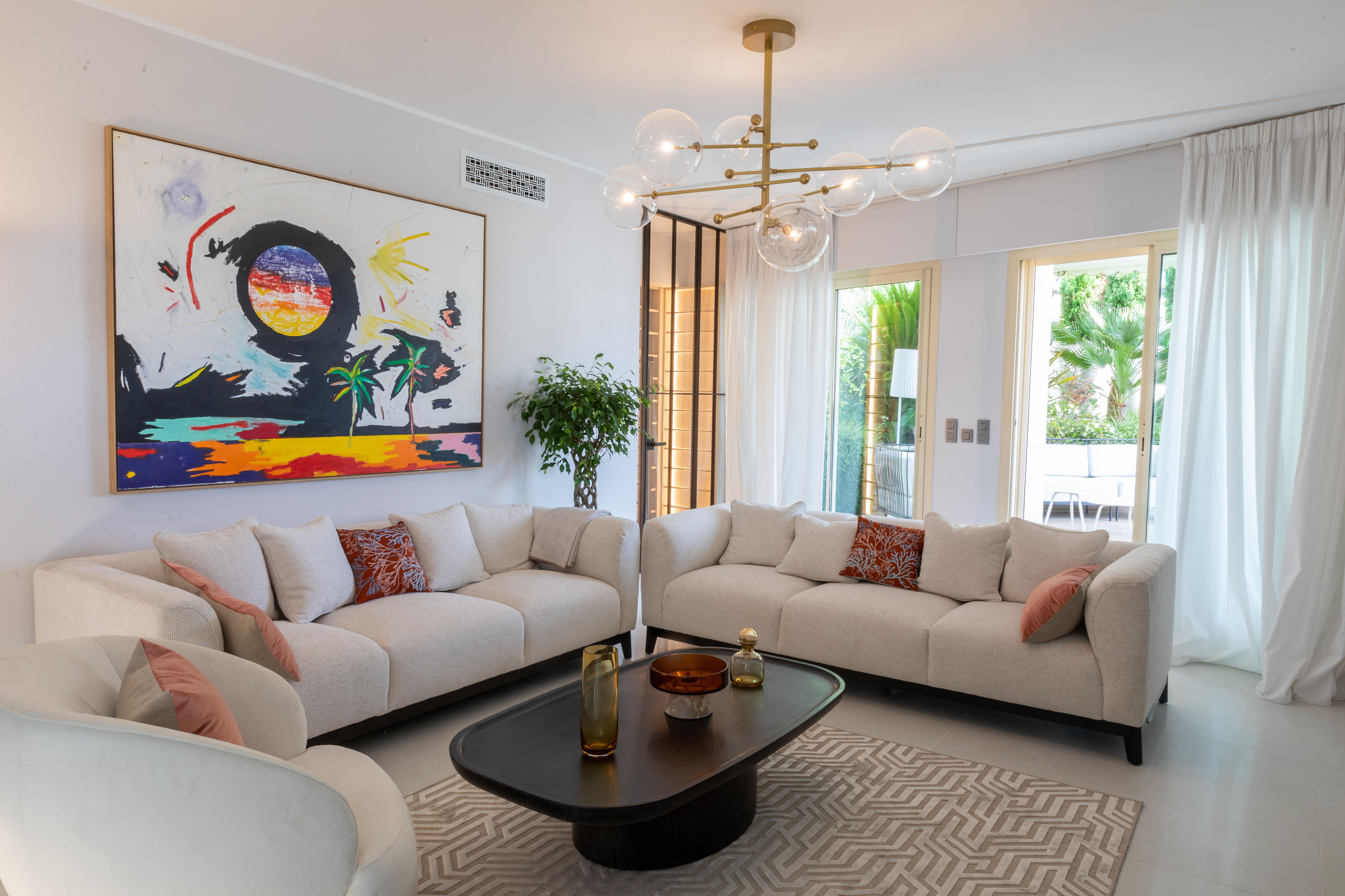 Außergewöhnliche Residenz mit Terrasse im Erdgeschoss – Luxuriös renoviertes Familienapartment in Monaco