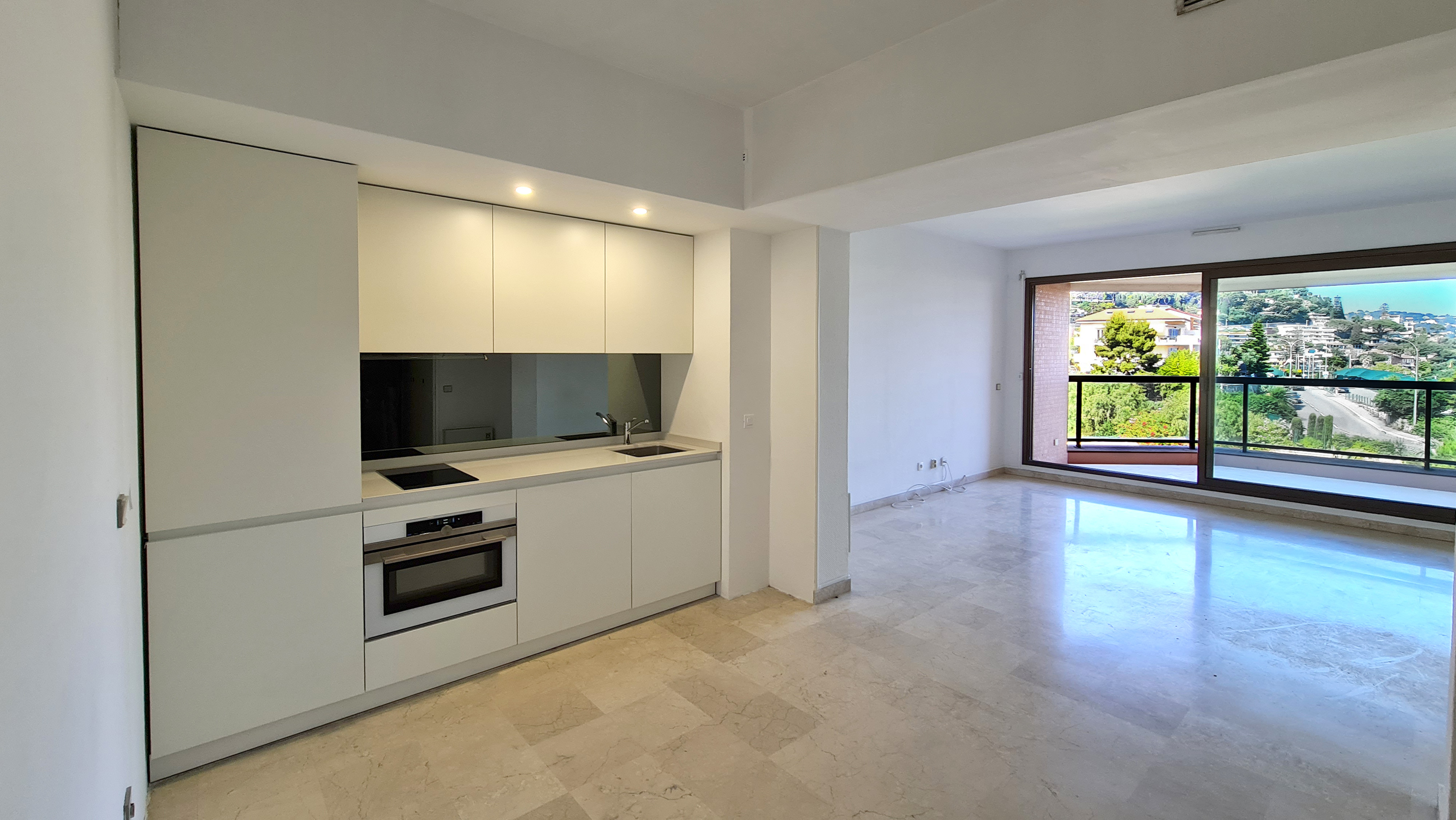 Studio de 54 m² vue mer